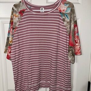 Acting Pro Pink Striped and Floral Long Sleeve Top